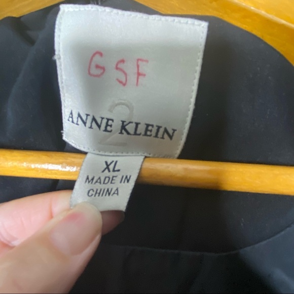 Anne Klein || Fox Fur Trim Hooded Down Coat; Size XL - Picture 7 of 14